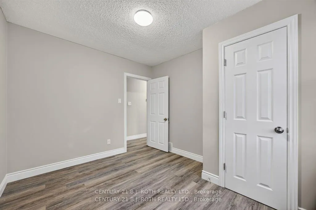 Photo 17 of 155 Penetang Street, Barrie, Codrington — HOMEH