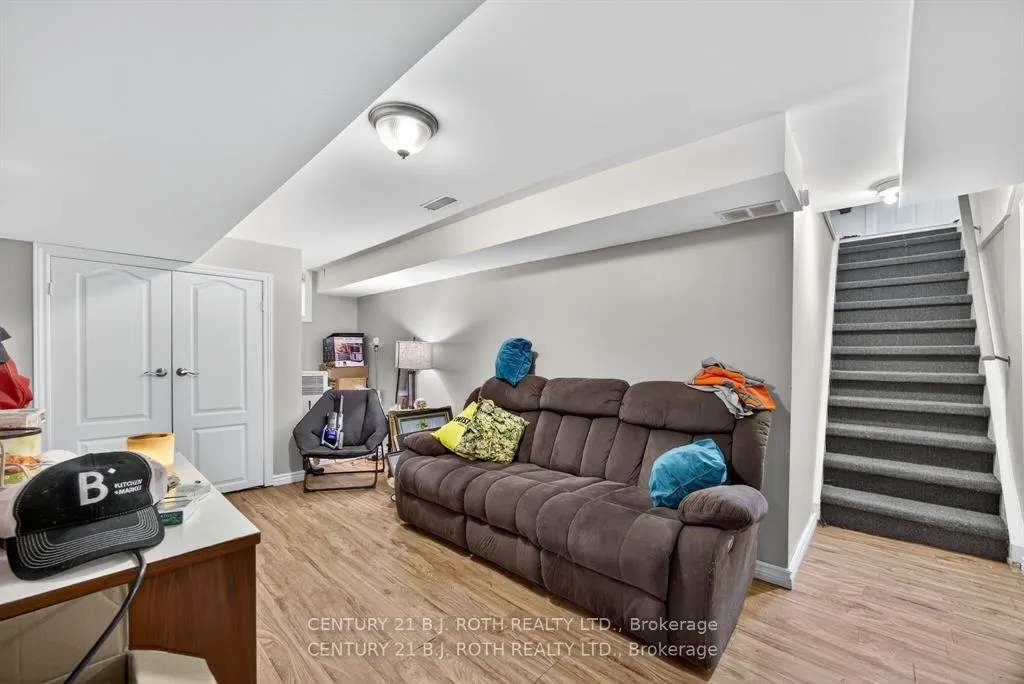 Photo 25 of 155 Penetang Street, Barrie, Codrington — HOMEH