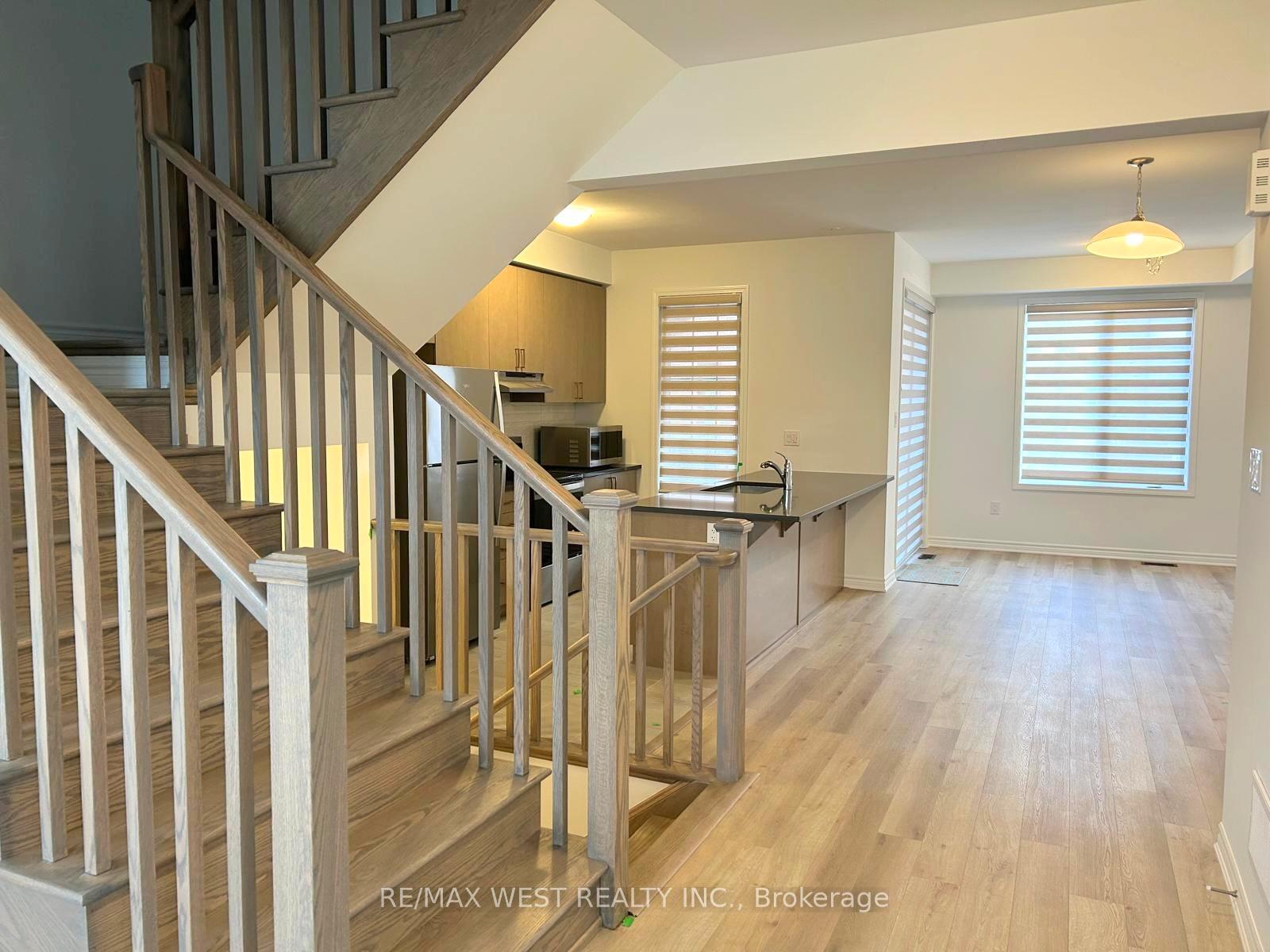 Photo 4 of 18 Bellasera Way, Caledon, Rural Caledon — HOMEH