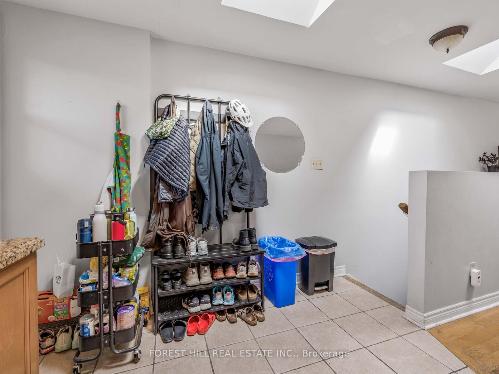 Photo 3 of Unit 3, 654 Euclid Avenue, Toronto, Palmerston-Little Italy — HOMEH