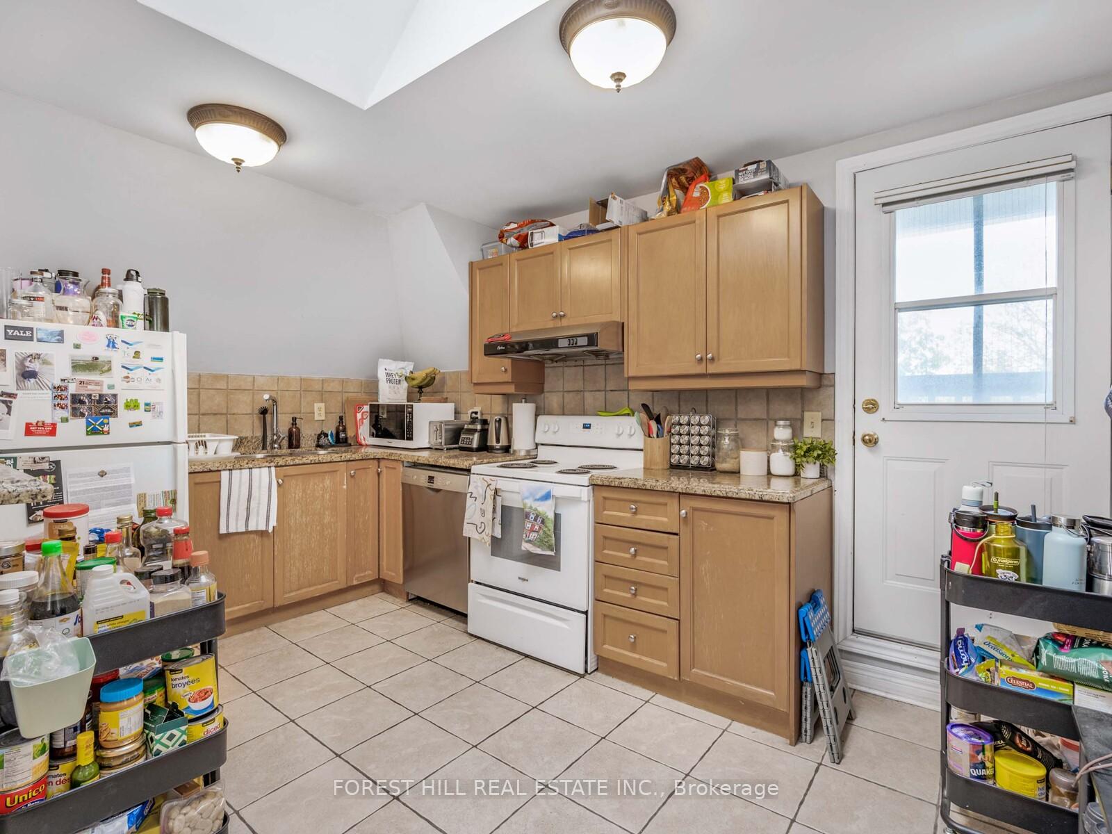Photo 21 of Unit 3, 654 Euclid Avenue, Toronto, Palmerston-Little Italy — HOMEH