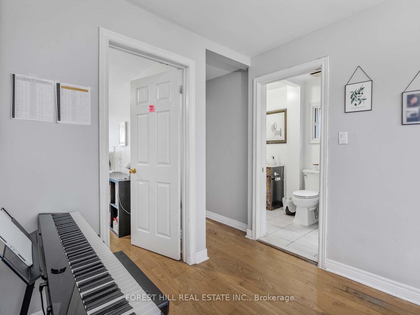 Photo 12 of Unit 3, 654 Euclid Avenue, Toronto, Palmerston-Little Italy — HOMEH
