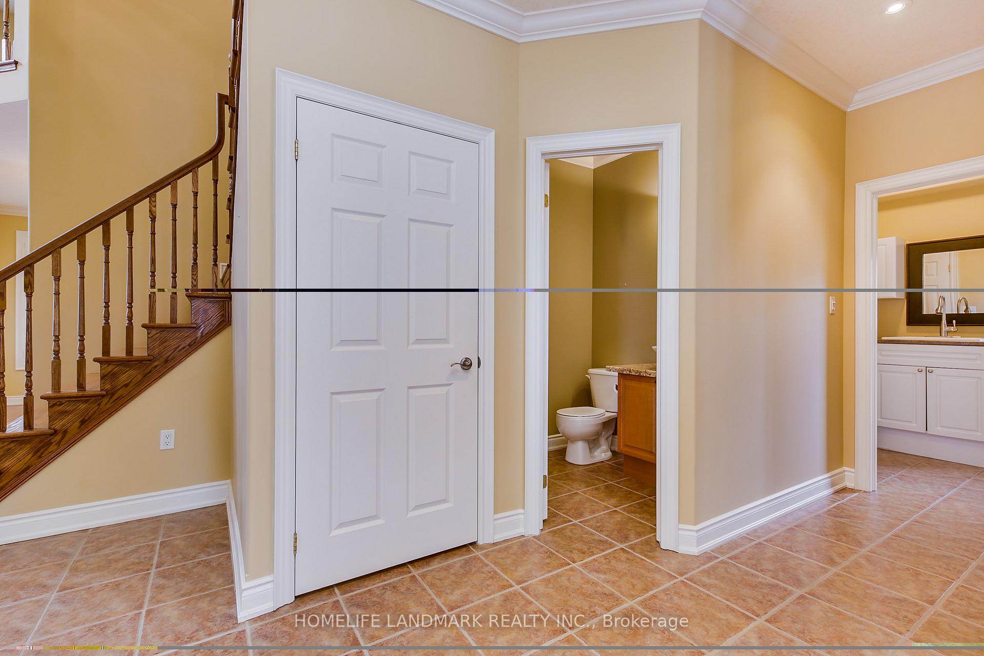Photo 28 of 55 Prince William Way, Barrie, Innis-Shore — HOMEH
