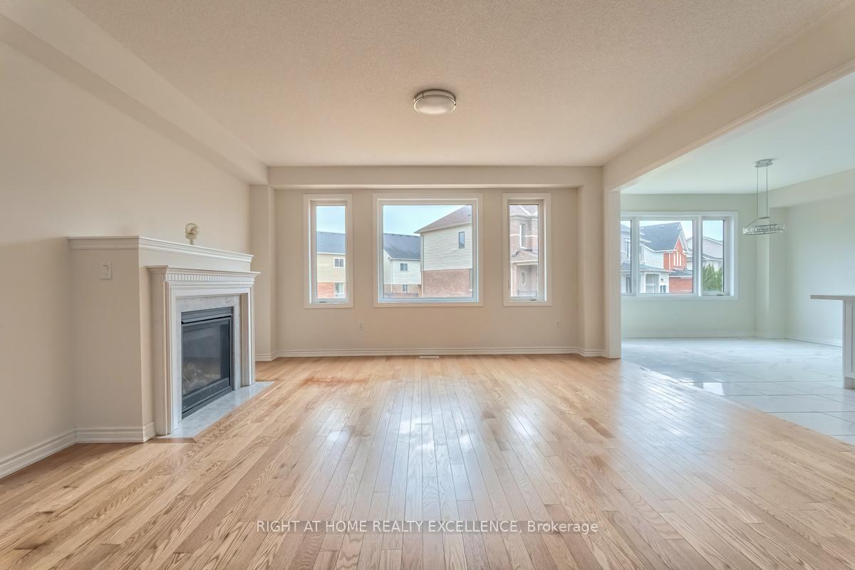 Photo 14 of 73 Nottingham Road E, Barrie, Innis-Shore — HOMEH