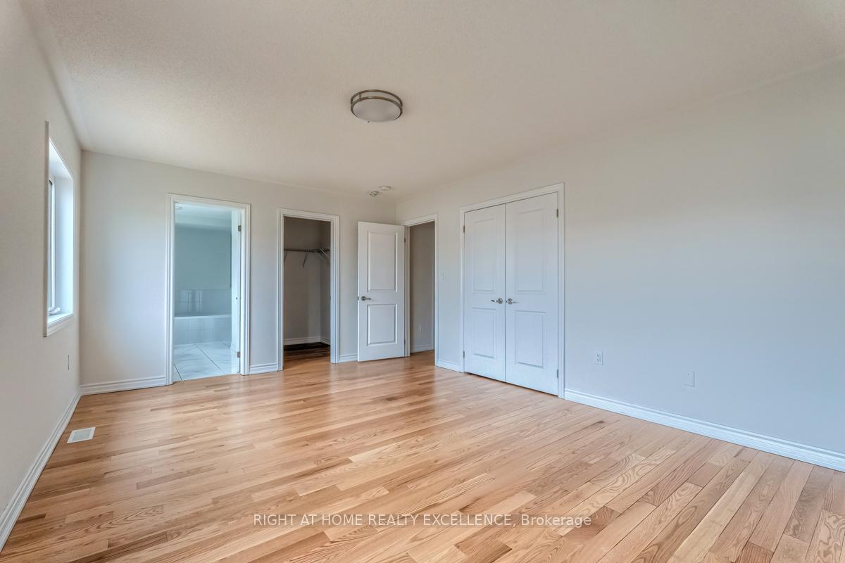 Photo 32 of 73 Nottingham Road E, Barrie, Innis-Shore — HOMEH