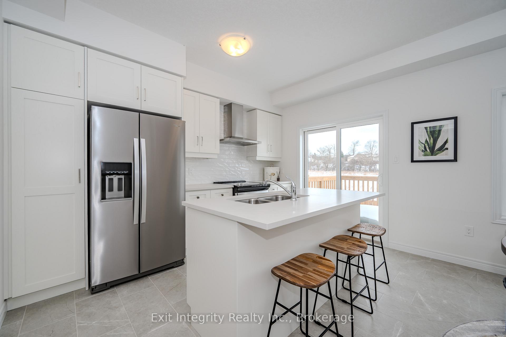Photo 5 of 21 Sora Lane, Guelph, Grange Road — HOMEH