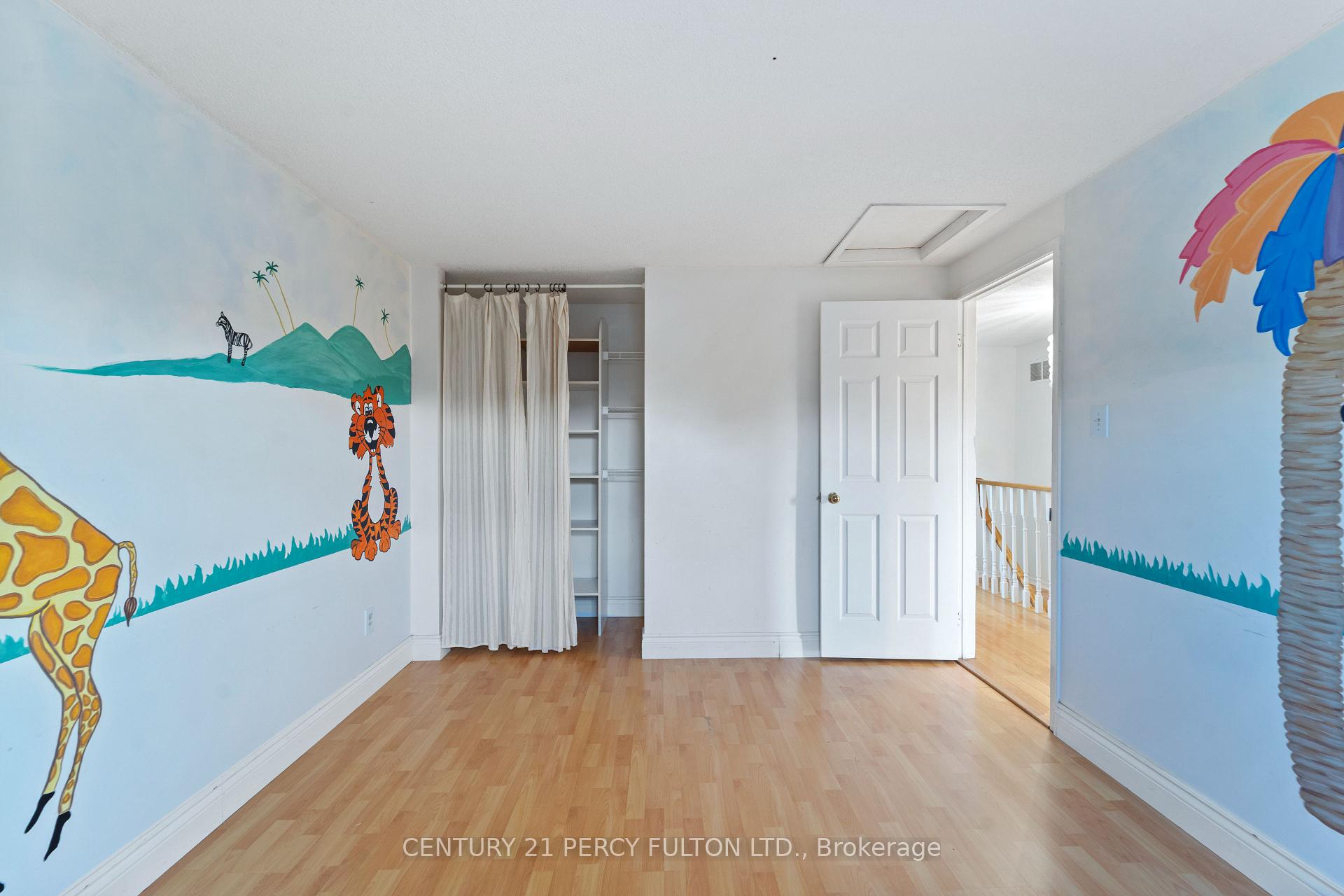 Photo 7 of 31 Chapman Drive, Ajax, Central — HOMEH