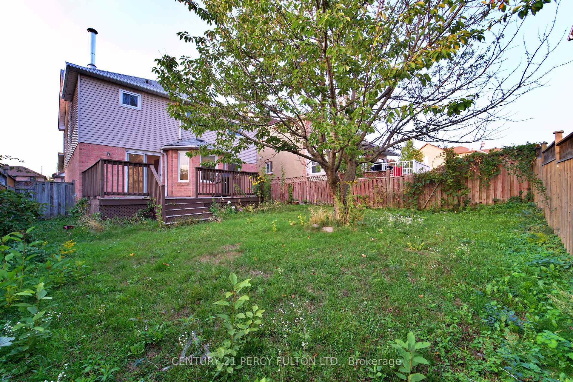 Photo 20 of 31 Chapman Drive, Ajax, Central — HOMEH