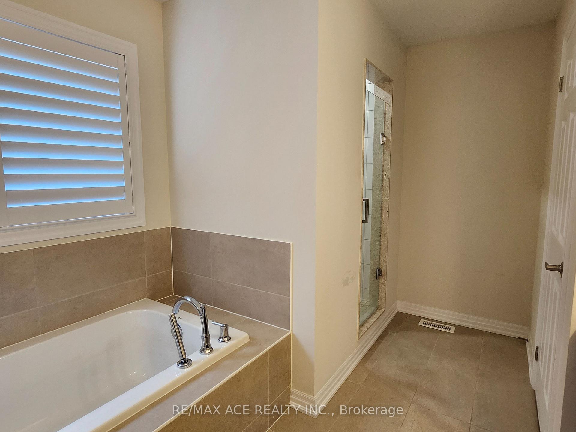 Photo 22 of Unit Main, 7 Northrop Avenue, Clarington, Newcastle — HOMEH