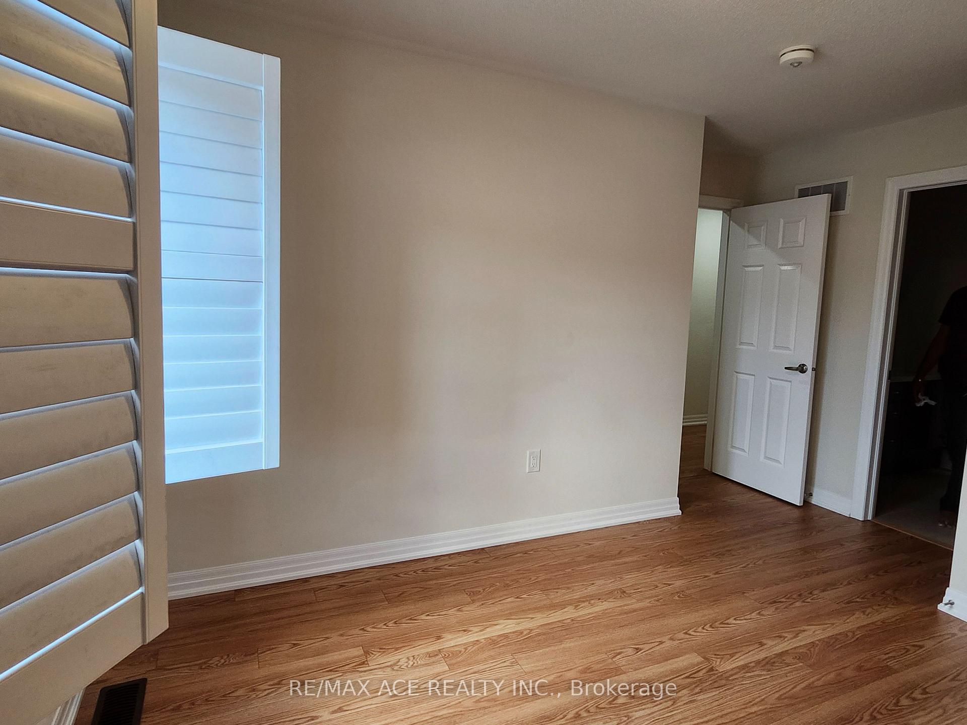Photo 26 of Unit Main, 7 Northrop Avenue, Clarington, Newcastle — HOMEH