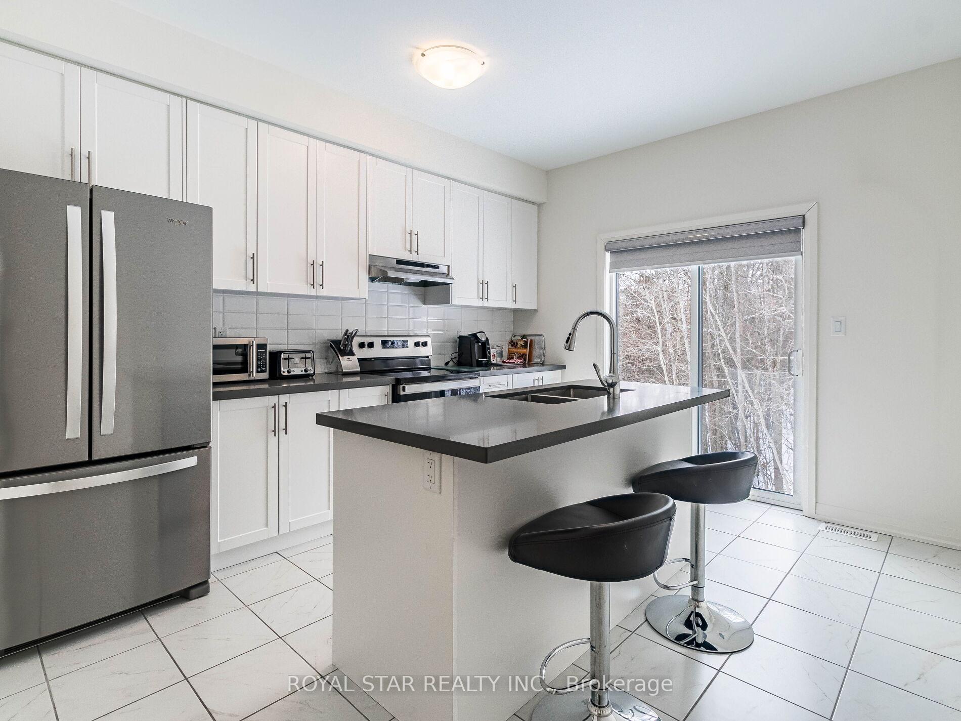 Photo 6 of 22 Lahey Crescent, Penetanguishene — HOMEH