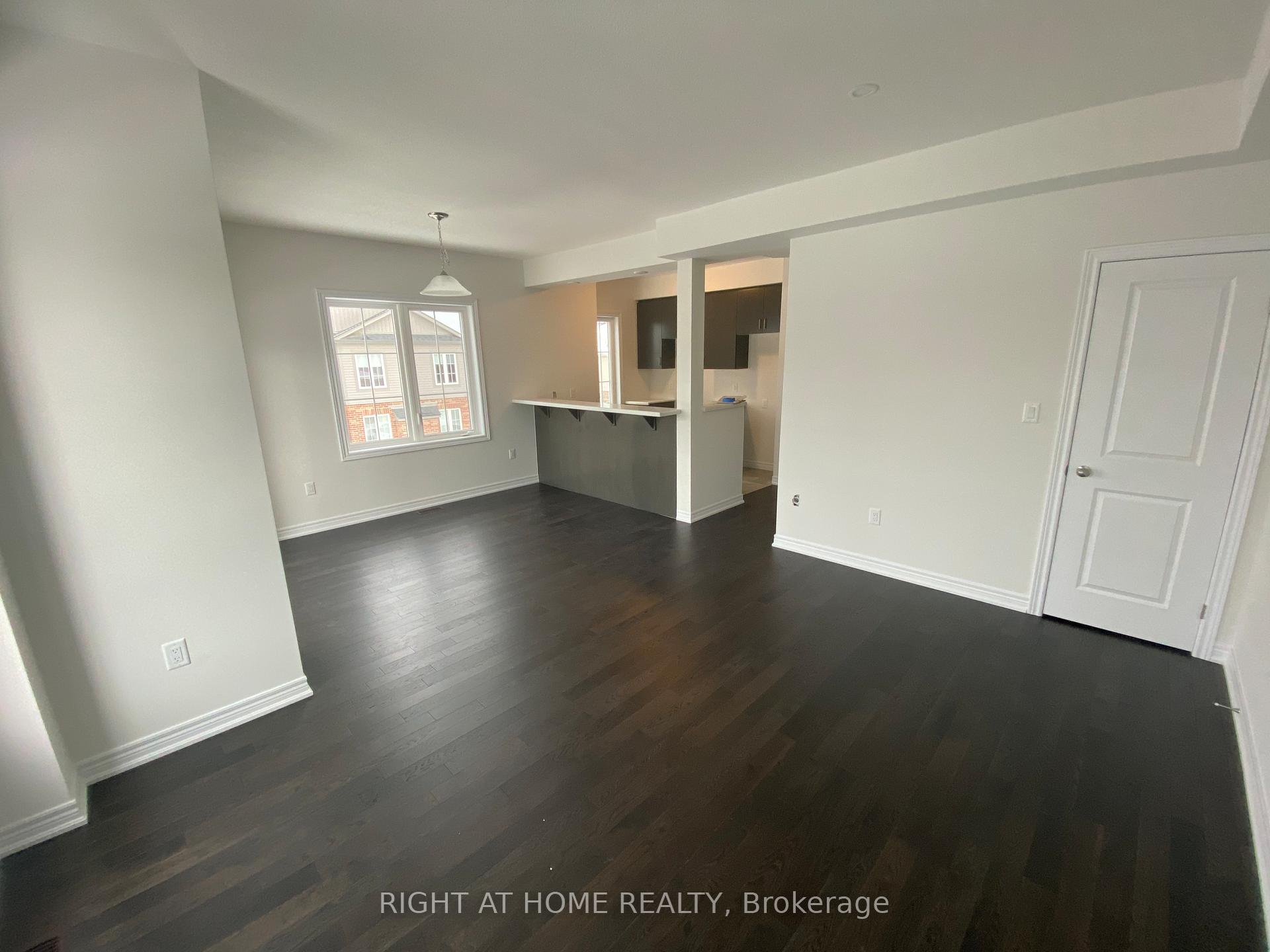 Photo 15 of 14 Garlent Avenue, Hamilton, Ancaster — HOMEH