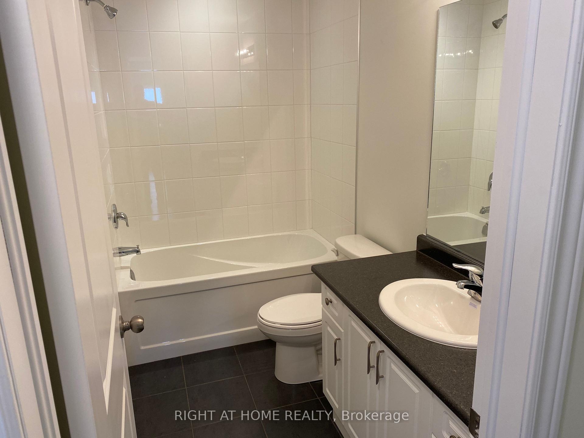 Photo 10 of 14 Garlent Avenue, Hamilton, Ancaster — HOMEH