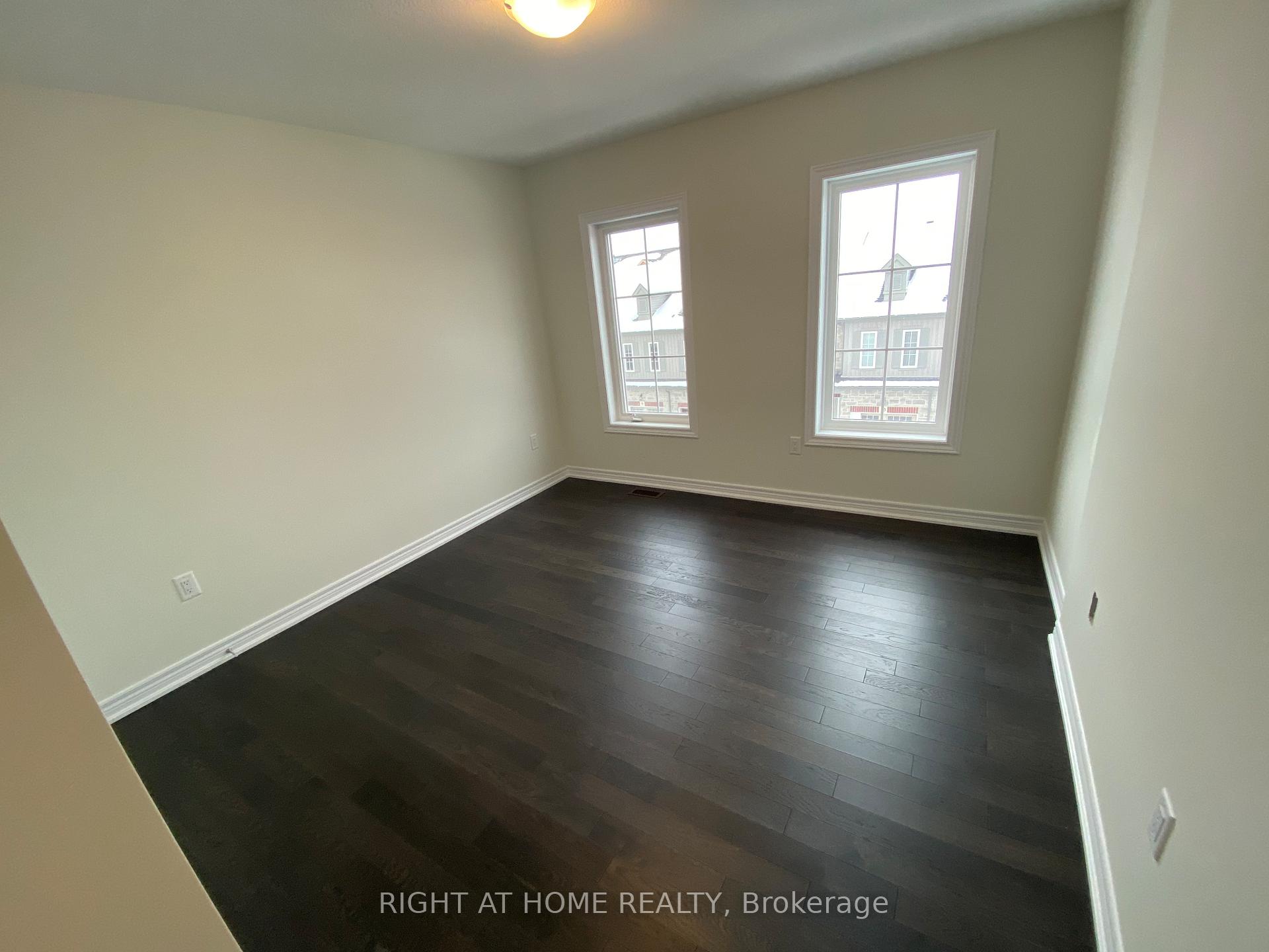 Photo 14 of 14 Garlent Avenue, Hamilton, Ancaster — HOMEH