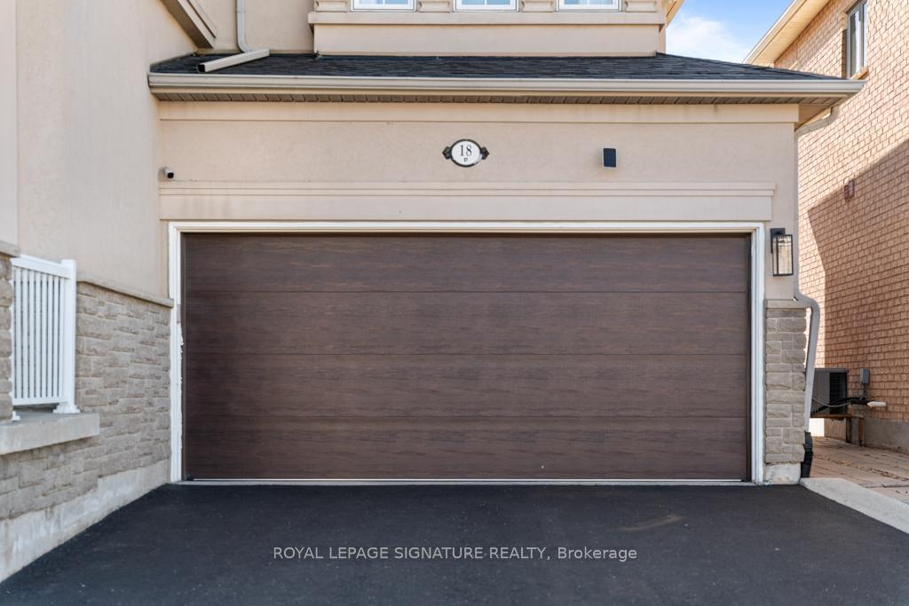 Photo 4 of 18 Vellore Woods Boulevard, Vaughan, Vellore Village — HOMEH