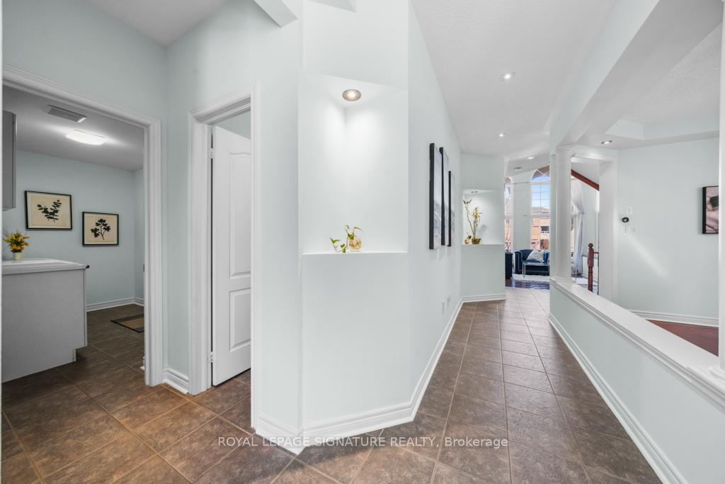 Photo 19 of 18 Vellore Woods Boulevard, Vaughan, Vellore Village — HOMEH
