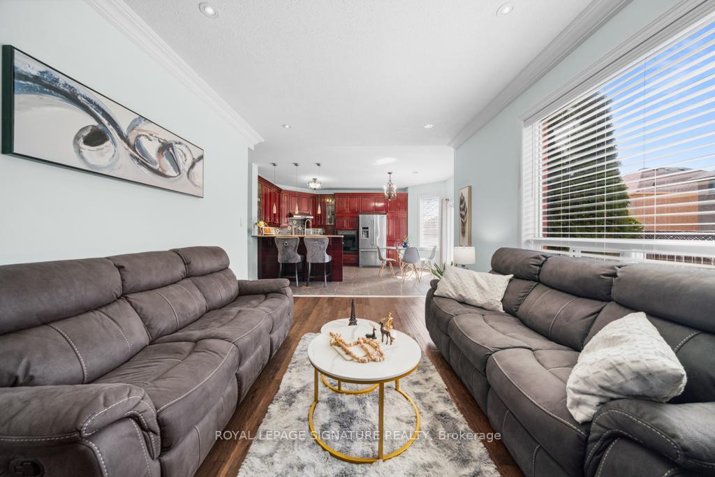 Photo 22 of 18 Vellore Woods Boulevard, Vaughan, Vellore Village — HOMEH