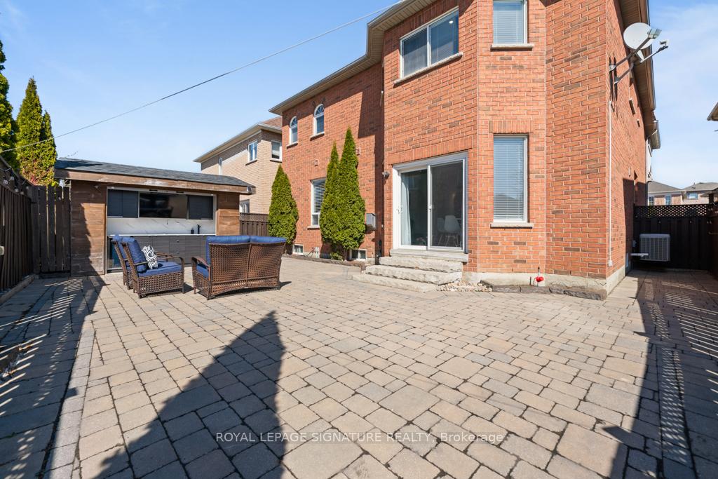 Photo 31 of 18 Vellore Woods Boulevard, Vaughan, Vellore Village — HOMEH