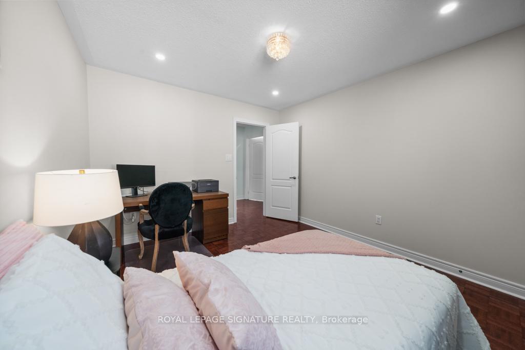 Photo 33 of 18 Vellore Woods Boulevard, Vaughan, Vellore Village — HOMEH