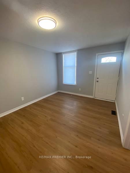 Photo 10 of Unit A, 1126 King Street, Cambridge, Preston Centre — HOMEH