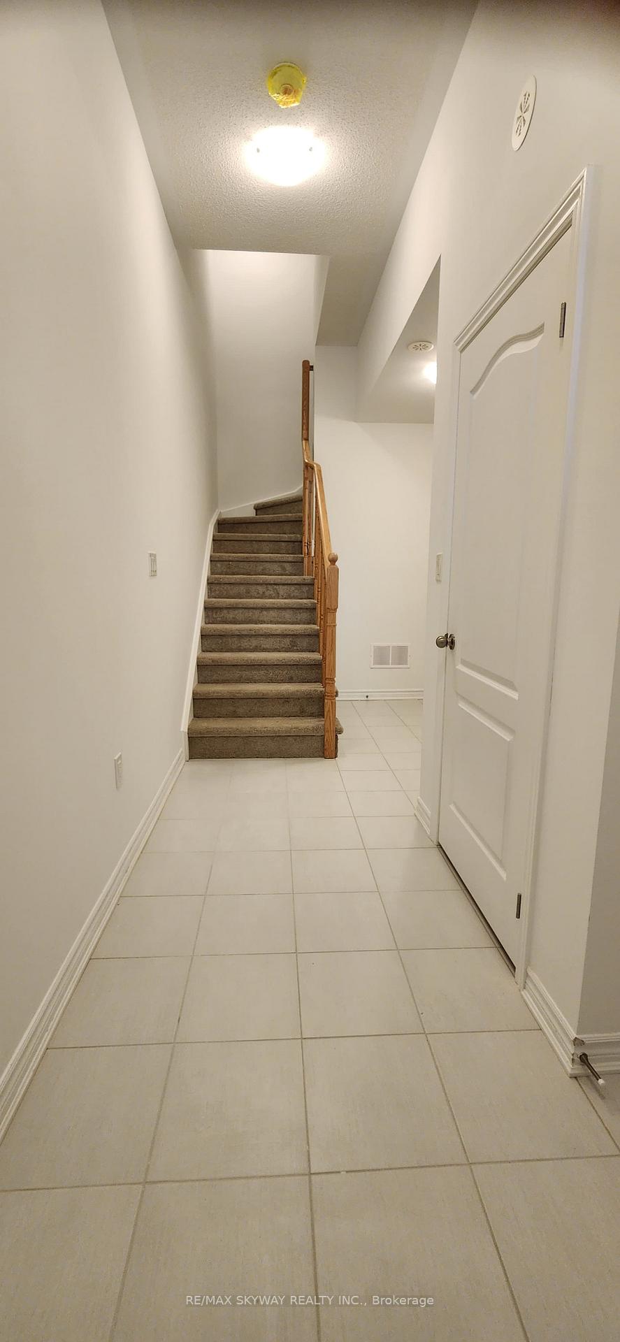 Photo 5 of 42 Springdale Avenue, Caledon, Rural Caledon — HOMEH