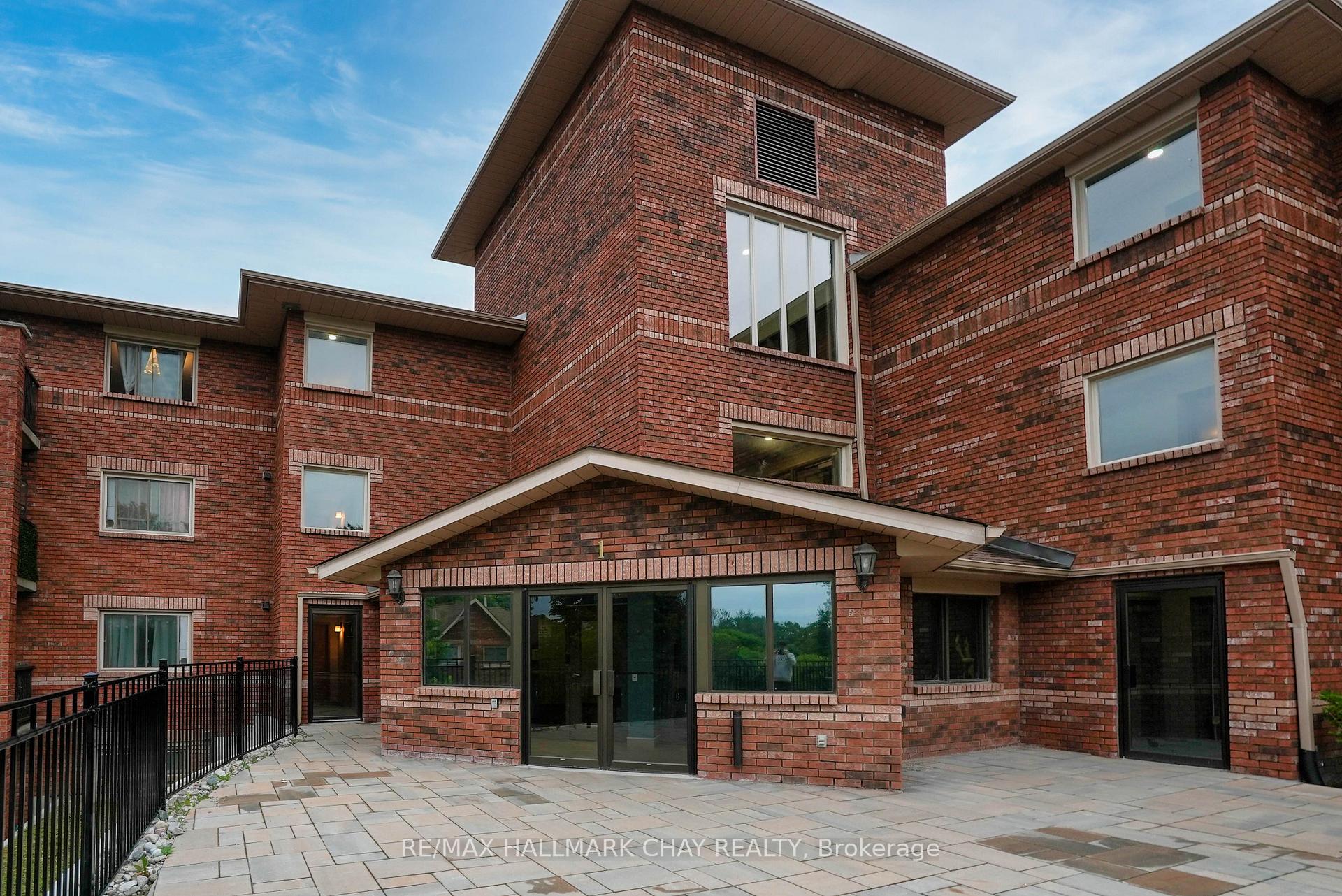 Photo 1 of Unit 106, 1 Quail Crescent, Barrie, Ardagh — HOMEH