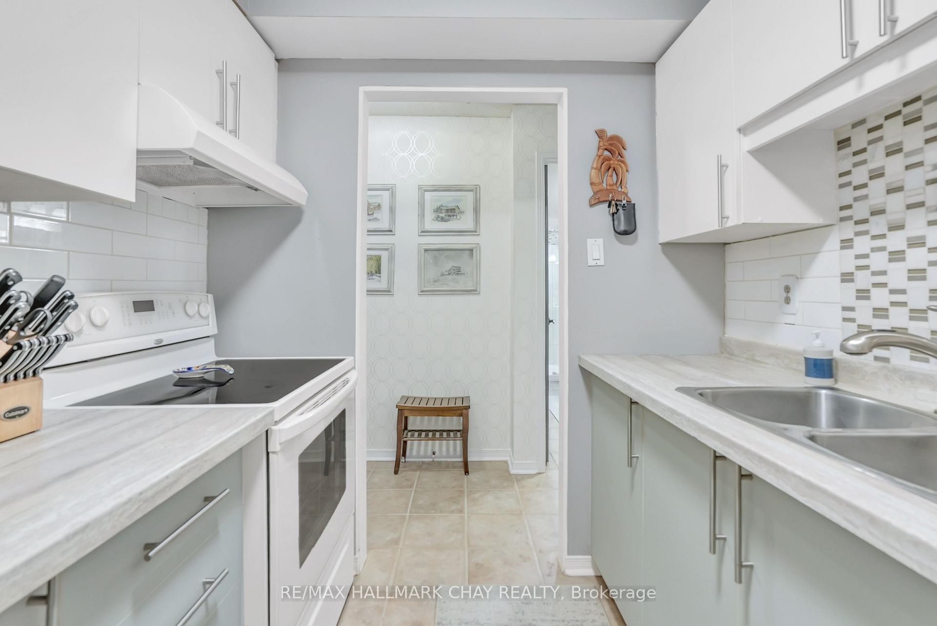 Photo 15 of Unit 106, 1 Quail Crescent, Barrie, Ardagh — HOMEH