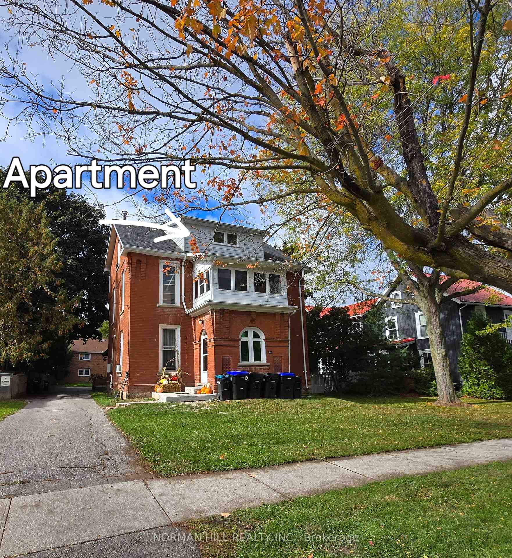 Photo 16 of Unit A, 16 Centre Street, New Tecumseth, Beeton — HOMEH