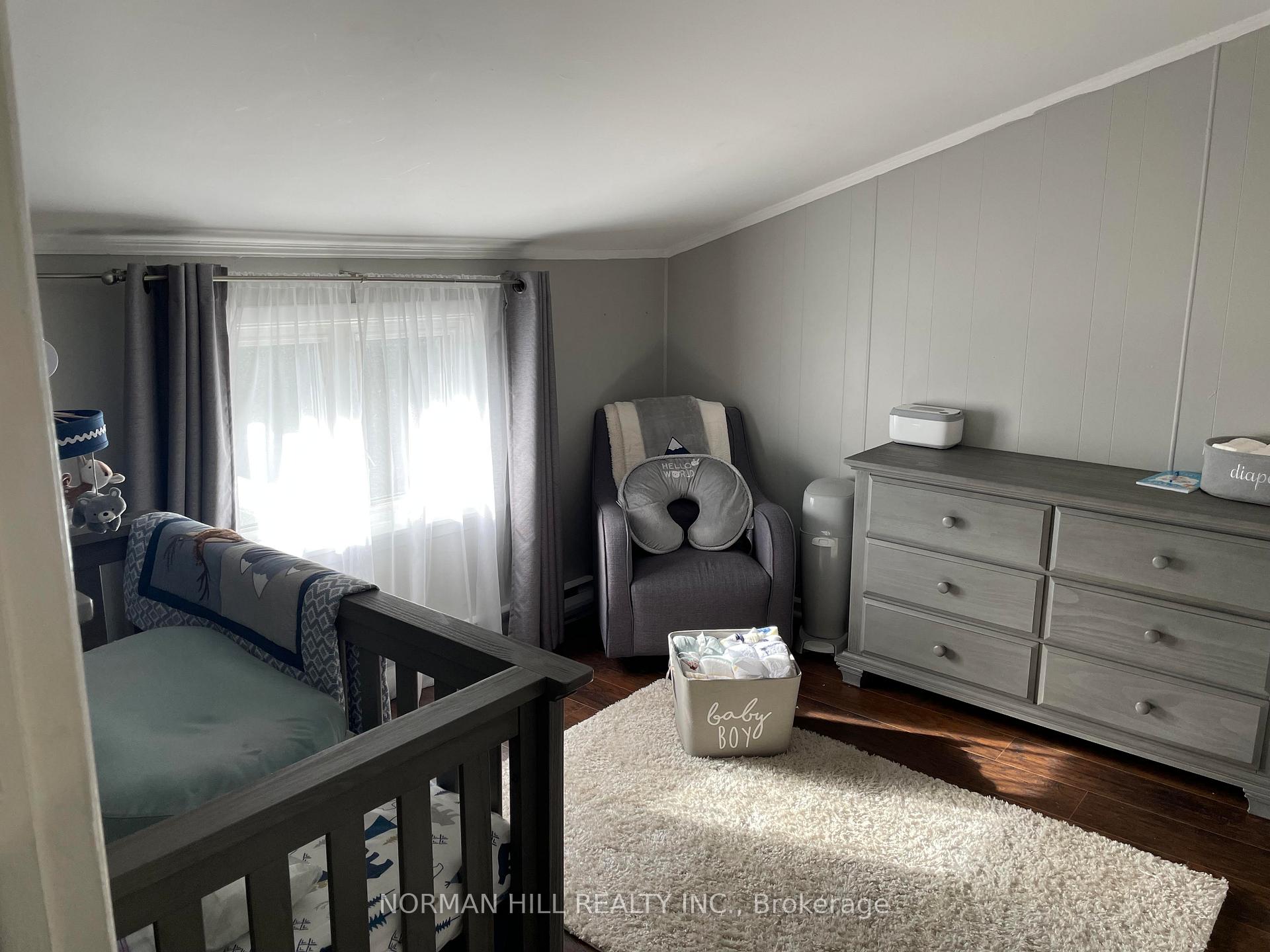 Photo 4 of Unit A, 16 Centre Street, New Tecumseth, Beeton — HOMEH