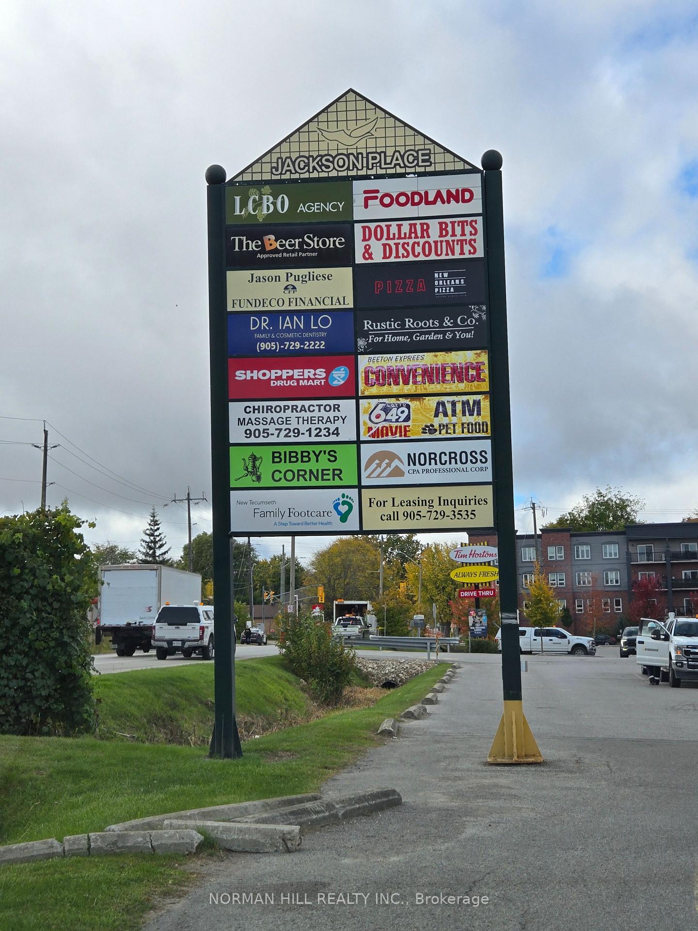 Photo 15 of Unit A, 16 Centre Street, New Tecumseth, Beeton — HOMEH