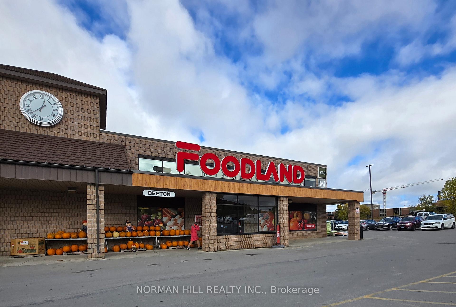 Photo 10 of Unit A, 16 Centre Street, New Tecumseth, Beeton — HOMEH