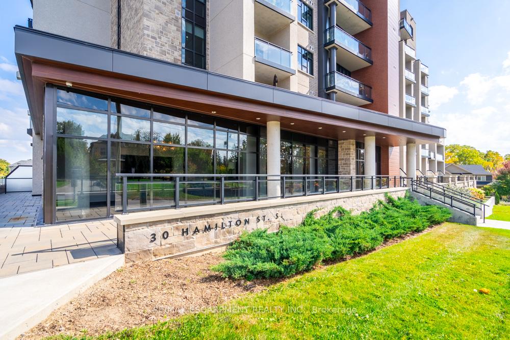 Photo 9 of Unit 305, 30 Hamilton Street, Hamilton, Waterdown — HOMEH