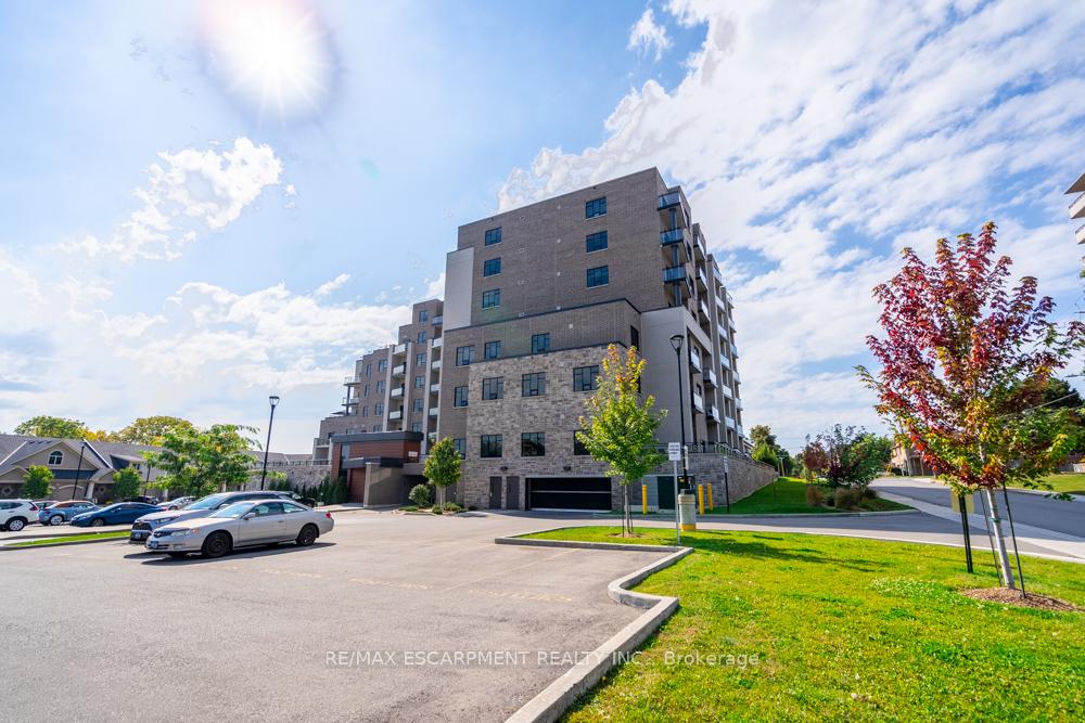 Photo 24 of Unit 305, 30 Hamilton Street, Hamilton, Waterdown — HOMEH