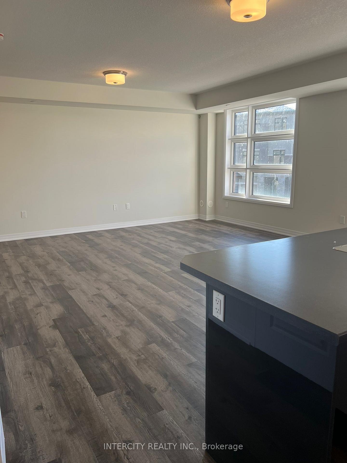 Photo 5 of Unit 47, 25 Fieldridge Crescent, Brampton, Sandringham-Wellington North — HOMEH