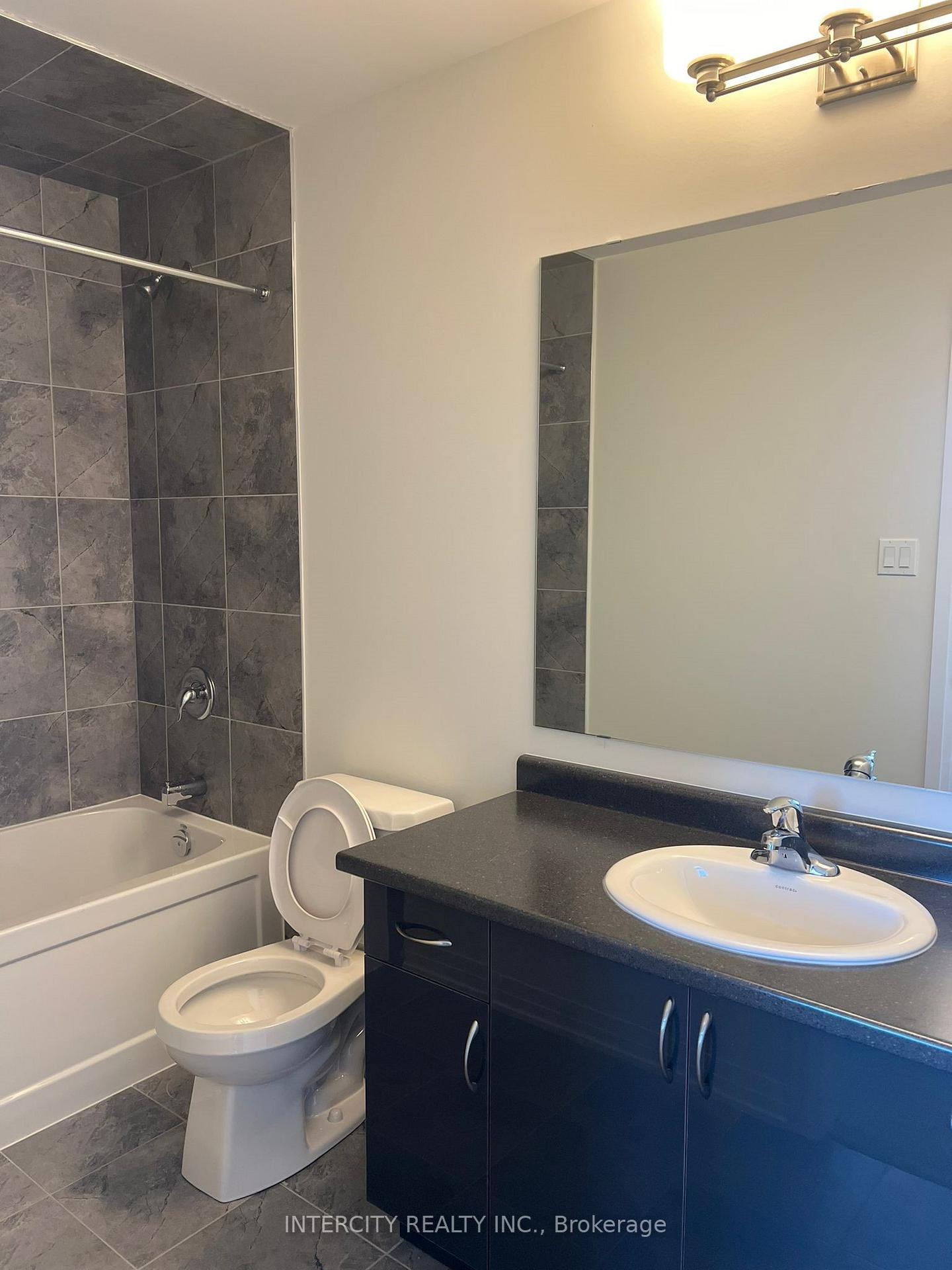 Photo 8 of Unit 47, 25 Fieldridge Crescent, Brampton, Sandringham-Wellington North — HOMEH