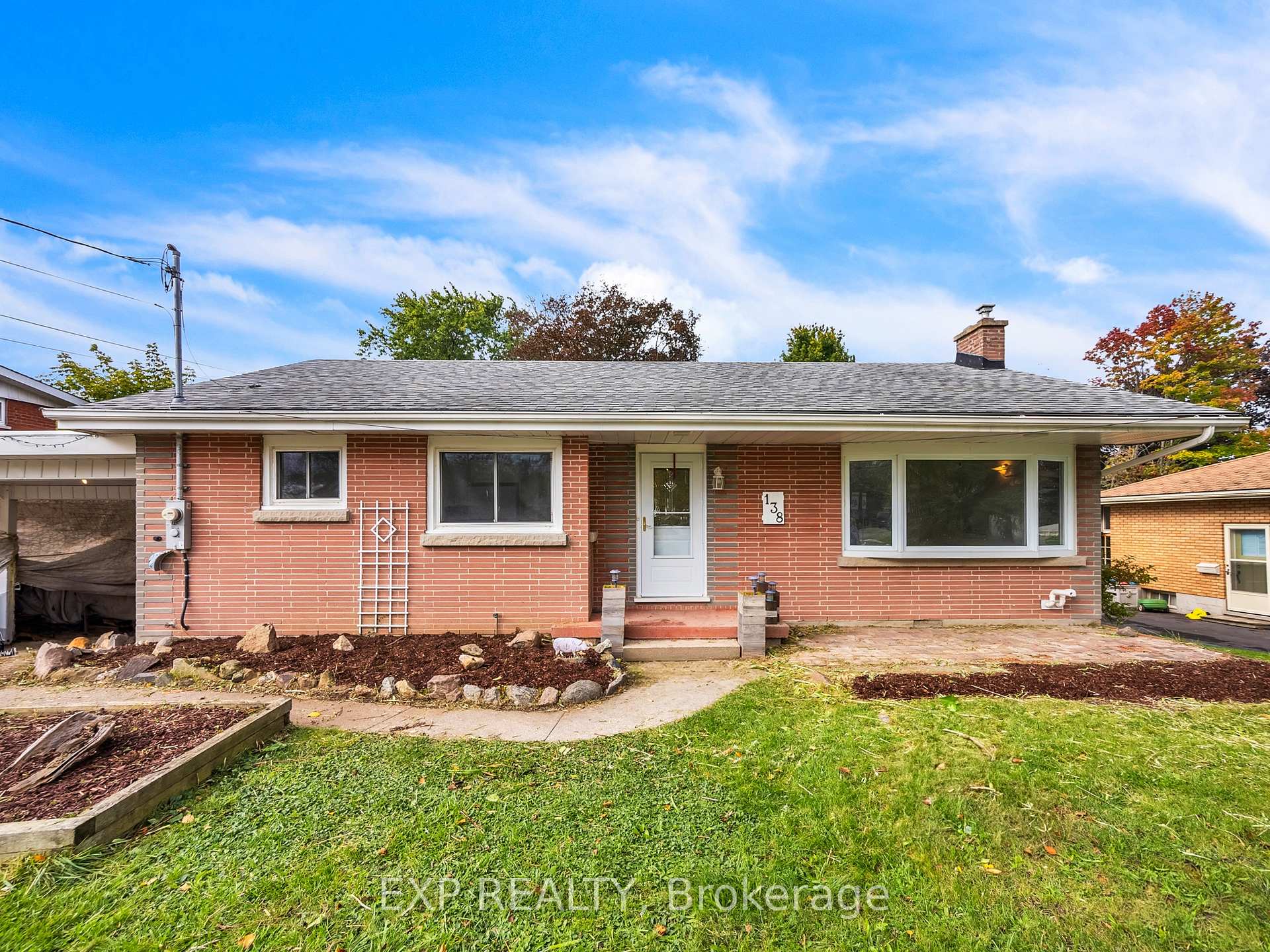 Photo 2 of 138 Wright Avenue, Belleville, Belleville Ward — HOMEH