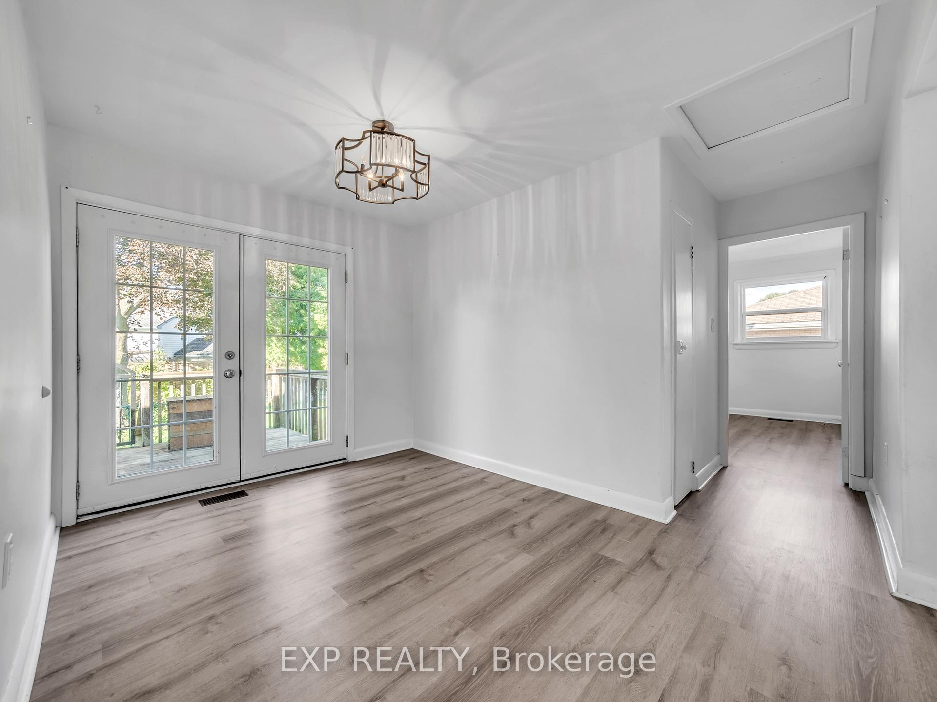 Photo 15 of 138 Wright Avenue, Belleville, Belleville Ward — HOMEH