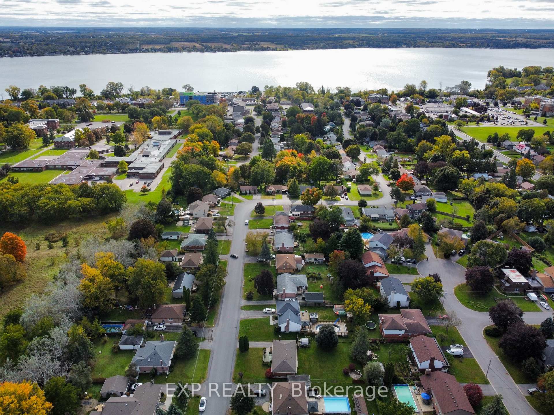 Photo 33 of 138 Wright Avenue, Belleville, Belleville Ward — HOMEH