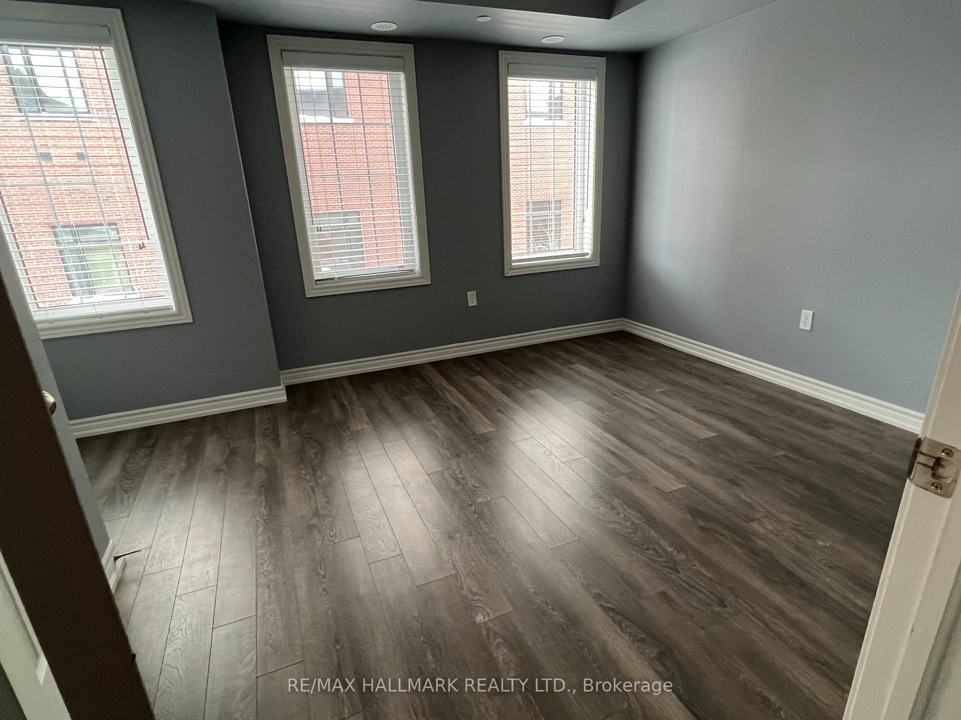 Photo 3 of 2486 Rosedrop Path, Oshawa, Windfields — HOMEH