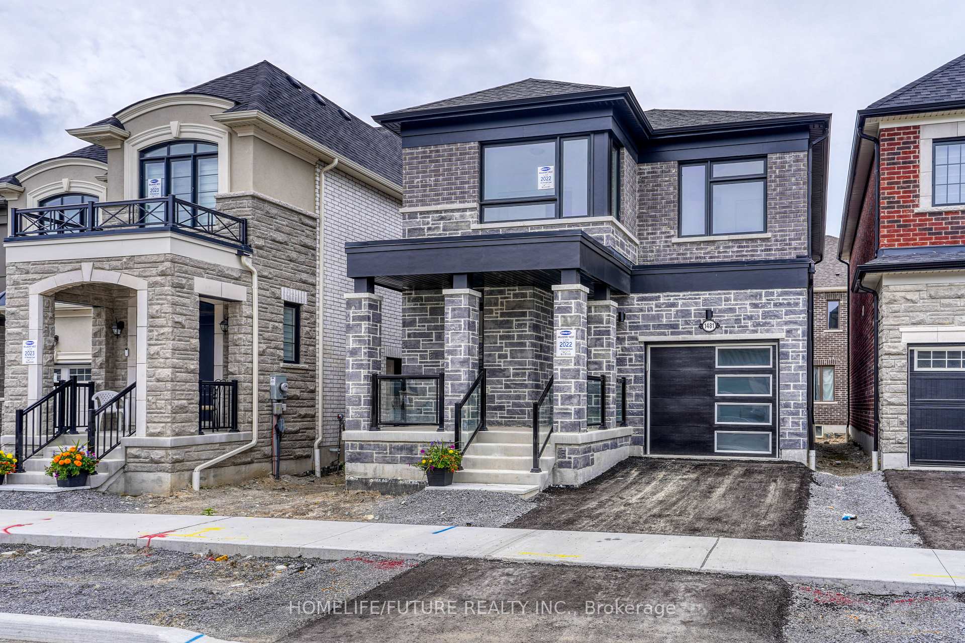 Photo 13 of Unit Main, 1481 MockingBird Square, Pickering, Rural Pickering — HOMEH