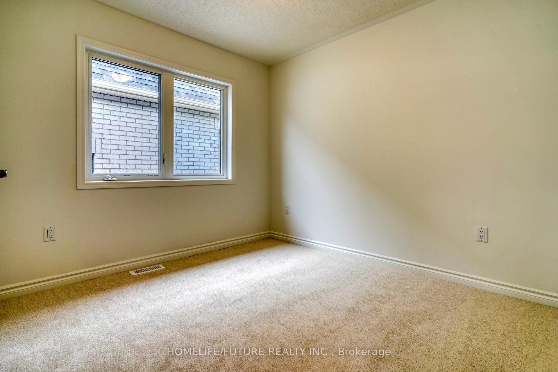 Photo 26 of Unit Main, 1481 MockingBird Square, Pickering, Rural Pickering — HOMEH