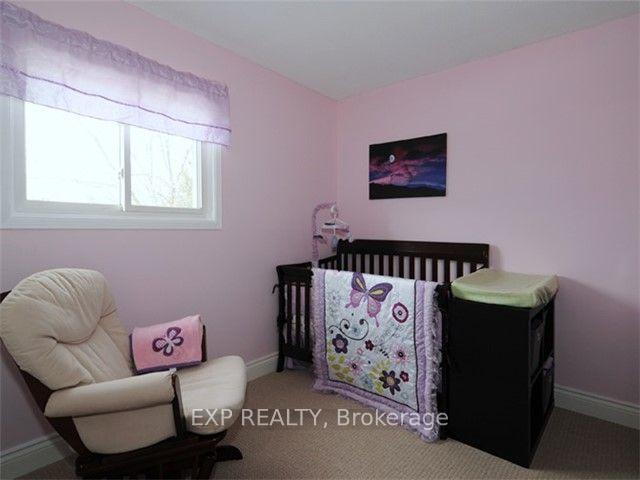 Photo 6 of 16 Meredith Court, Clarington, Courtice — HOMEH