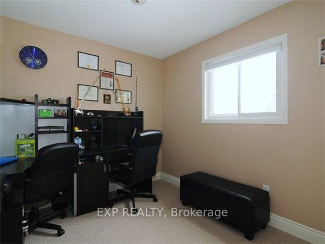 Photo 10 of 16 Meredith Court, Clarington, Courtice — HOMEH