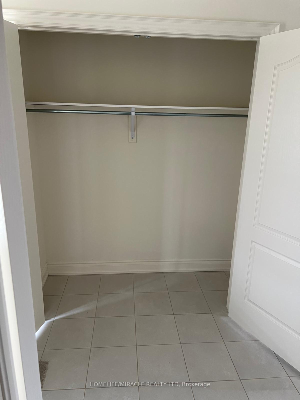 Photo 23 of 12 Bloomfield Crescent, Cambridge — HOMEH