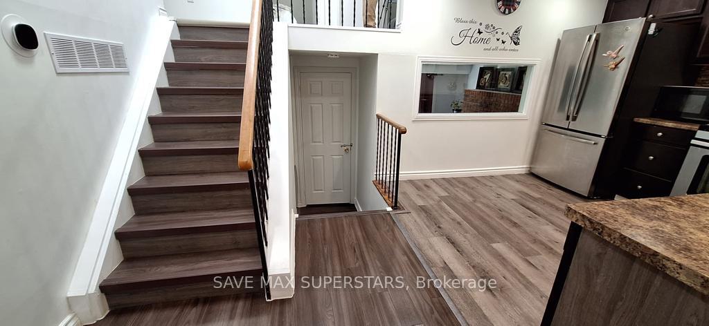 Photo 7 of Unit upper, 305 Nelson Street, Barrie, Grove East — HOMEH