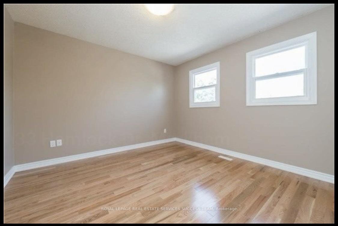 Photo 16 of 33 Hemlock Drive, Markham, Raymerville — HOMEH
