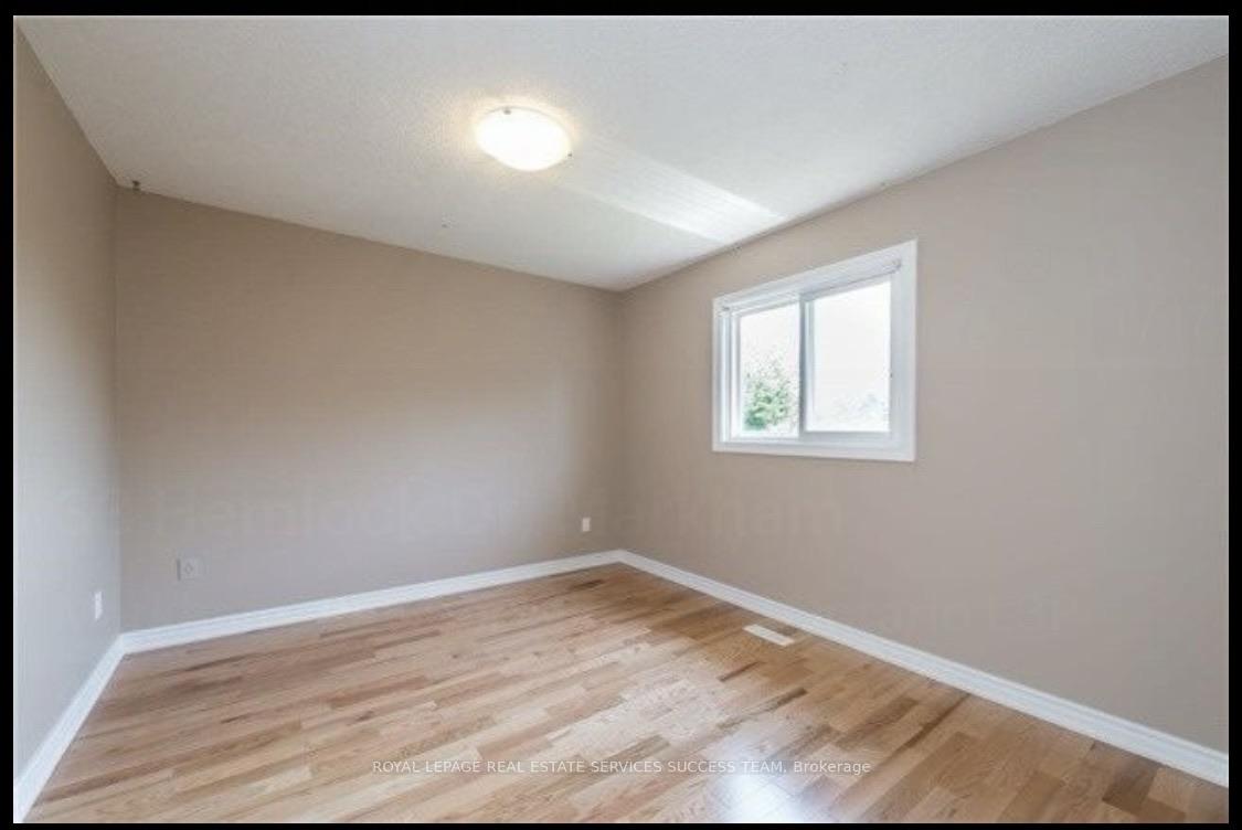 Photo 9 of 33 Hemlock Drive, Markham, Raymerville — HOMEH