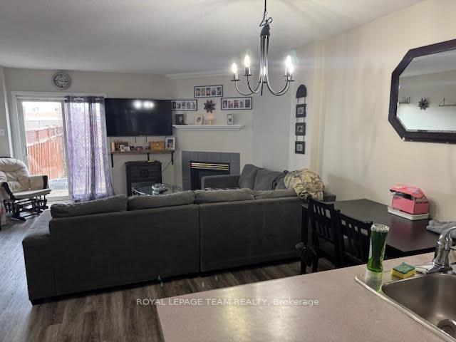 Photo 2 of 20 Spruce Crescent, Arnprior — HOMEH