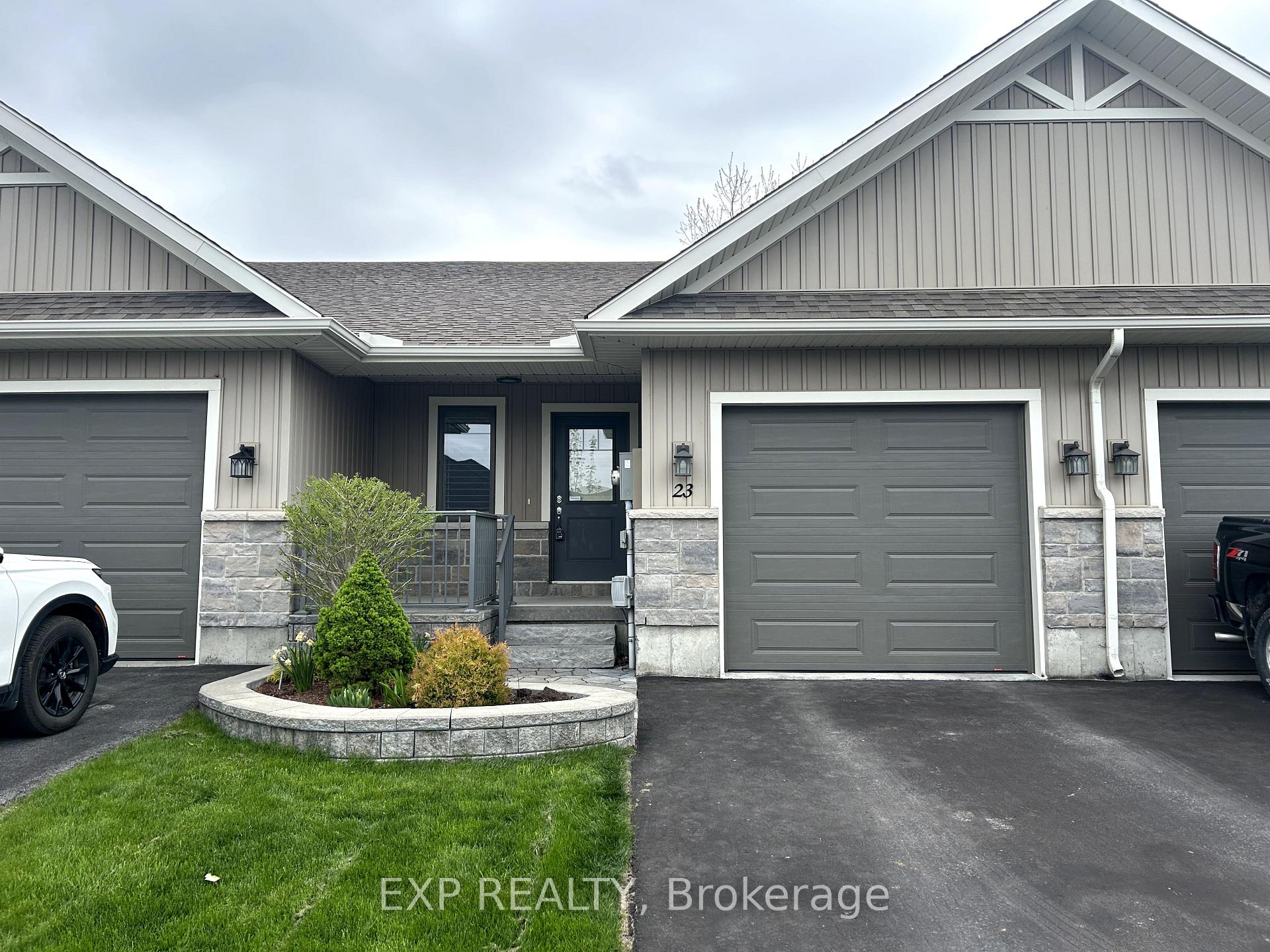 Photo 1 of 23 Glenview Crescent, Belleville, Belleville Ward — HOMEH