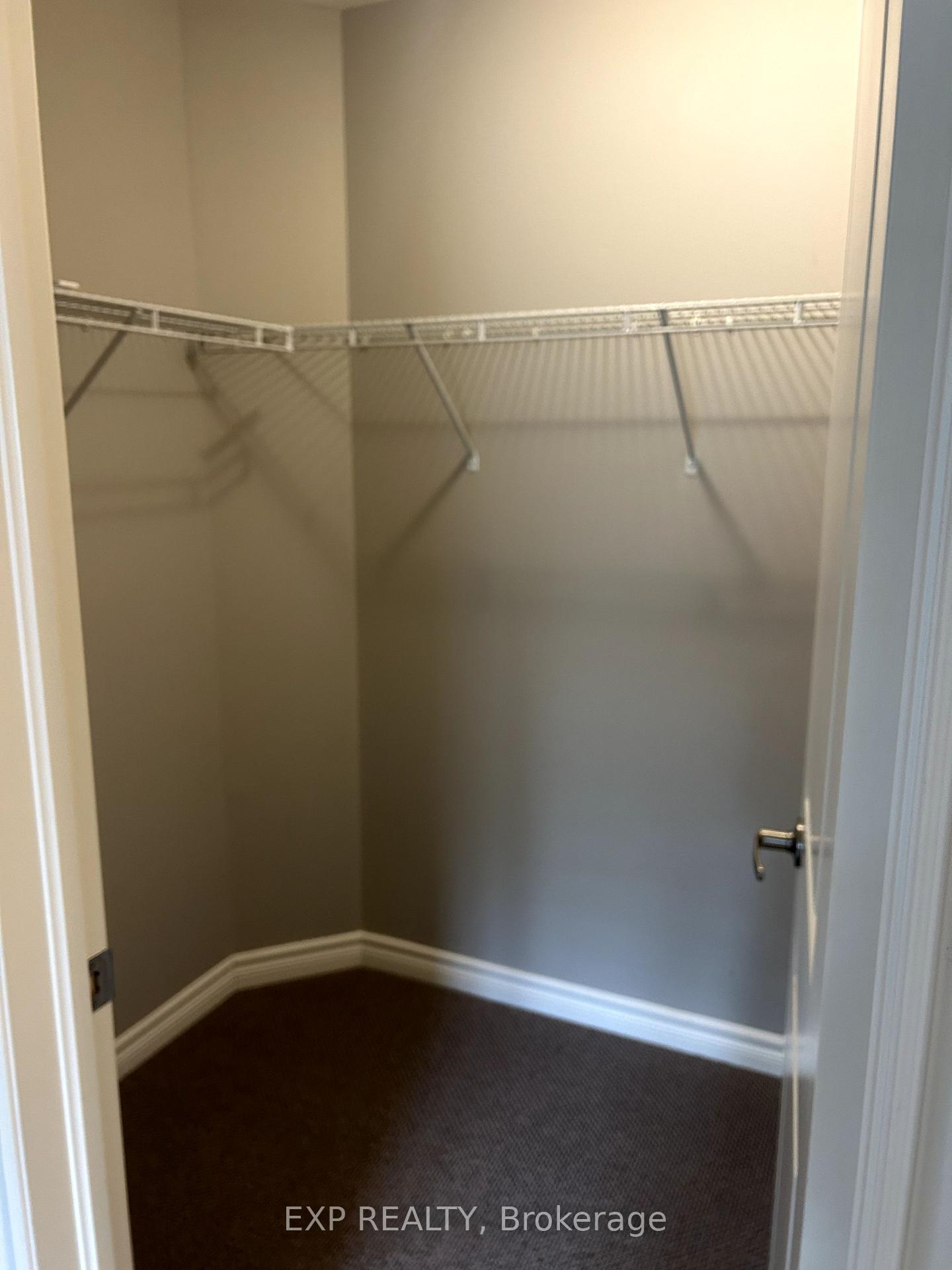 Photo 13 of 23 Glenview Crescent, Belleville, Belleville Ward — HOMEH